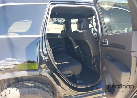 2021 Jeep Grand Cherokee Laredo E 4X4 из США, поврежденный, VIN 1C4RJFAG7MC594383